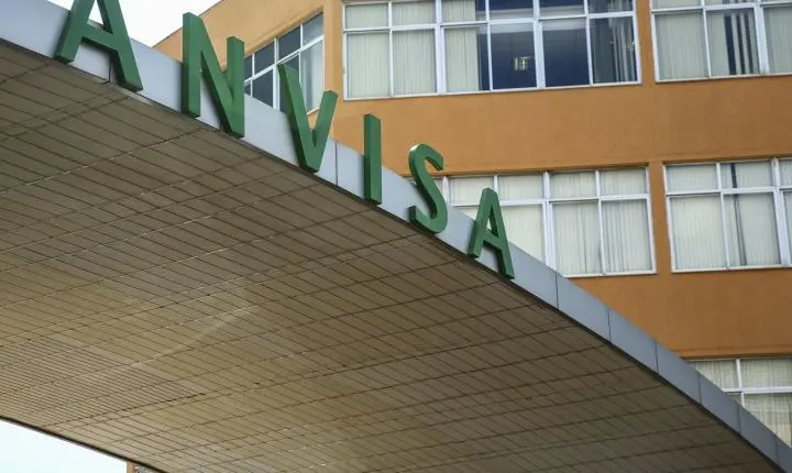 Anvisa aprova registro de novos medicamentos para psoríase e asma