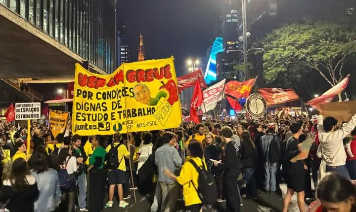 Greve estudantil na USP: alunos cobram diálogo e reitoria cria comissão