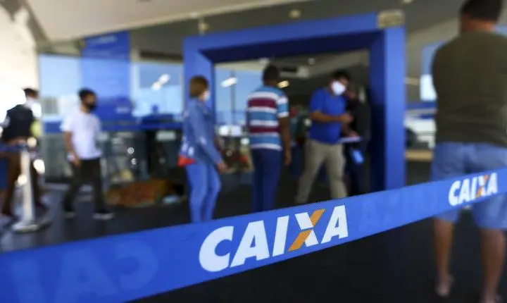 Calendário do Bolsa Família paga beneficiários com NIS final 8 nesta segunda