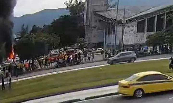 Bombeiros confirmam ao menos seis mortos em acidente com helicópteros no RJ
