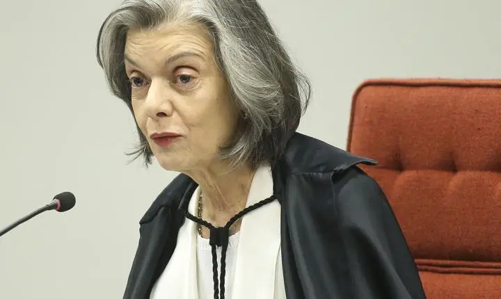 Cármen Lúcia adianta escolha para liderança do TSE