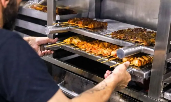 Chamamento público para a vila gastronômica da maringá encantada encerra nesta quarta
