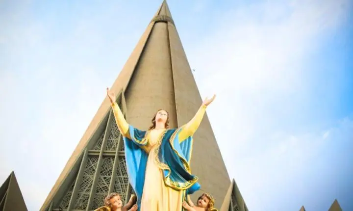 Comércio de Maringá no feriado de Nossa Senhora da Glória fecha neste sábado