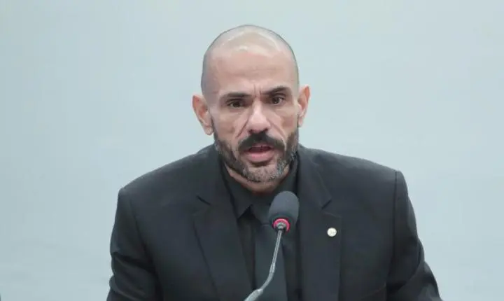 Comissão da Câmara aprova selo para estabelecimentos com desconto a agentes de segurança