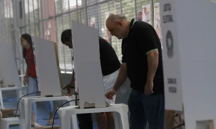 Guia das Eleições 2026 destaca proibições e direitos dos eleitores no pleito