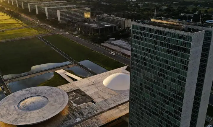 Entenda as atribuições do Legislativo nas eleições de 2026 para votação consciente