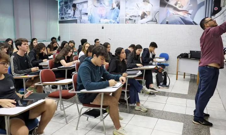 Fies 2026: prazo para validação de informações para pré-selecionados encerra em maio