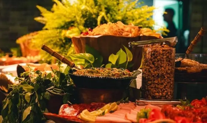 Guia completo do camarote Café de La Musique na Expoingá 2026