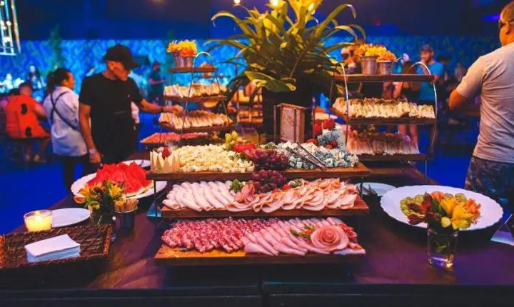 Guia completo do camarote Café de La Musique na Expoingá 2026