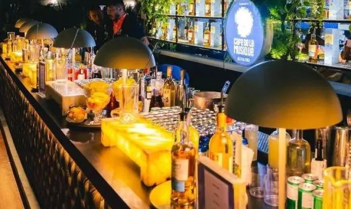 Guia completo do camarote Café de La Musique na Expoingá 2026