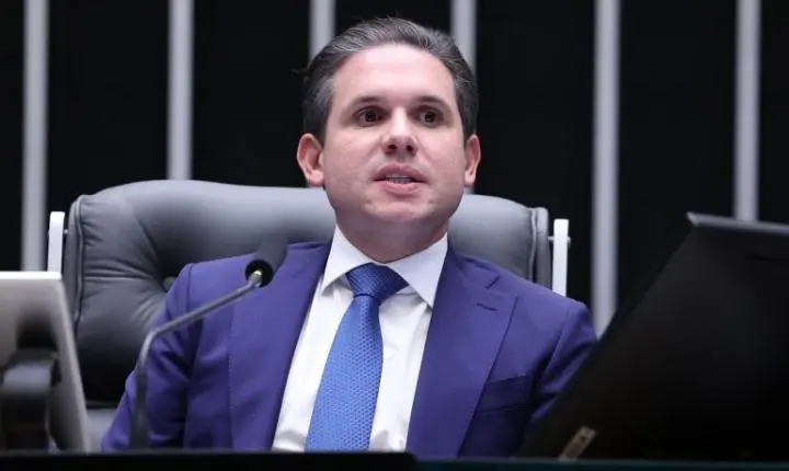 Motta recebe de Lula proposta do governo para elevar limite do MEI