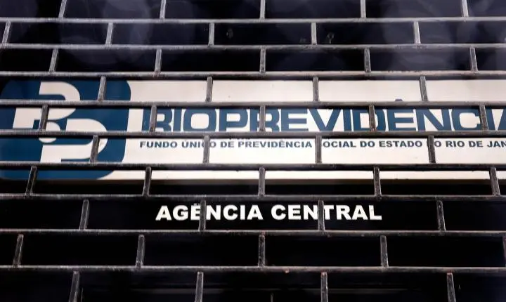Operação Compliance Zero investiga Cláudio Castro por aportes de R$ 3,6 bilhões no Banco Master