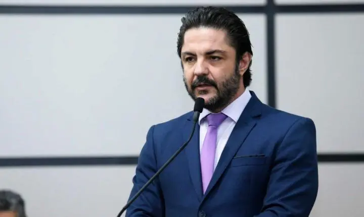 Projeto de Flávio Mantovani propõe conciliação antes de medidas que podem fechar empresas em Maringá