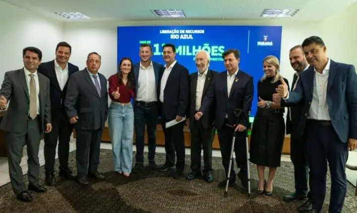 Ratinho Junior libera R$ 324 milhões para obras em nove municípios paranaenses