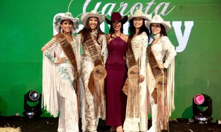 Realeza Sertaneja: Maria Serafim é Coroada Rainha da Expoingá 2026 em Noite de Gala e Tradição
