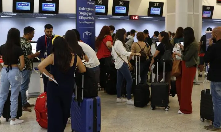 Aeroporto Santos Dumont opera normalmente após 13 voos cancelados nesta sexta