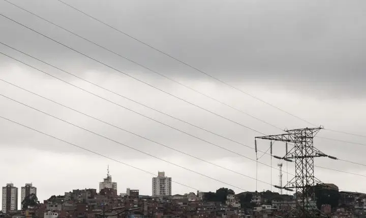 Defesa Civil de São Paulo alerta para temporais, chuvas e queda de temperatura