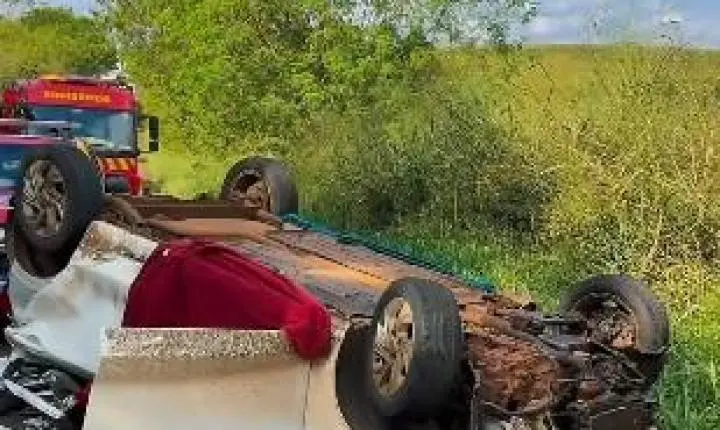 TRAGÉDIA NA PR-082: GRAVE ACIDENTE DEIXA UM MORTO E OUTRO FERIDO EM SÃO JOÃO DO IVAÍ