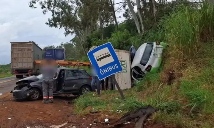 Tragédia na PR-170: Paciente morre após grave acidente com veículo da saúde no norte do Paraná