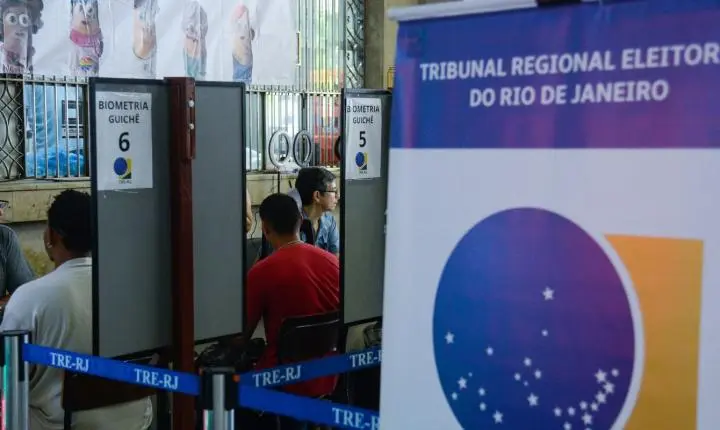 TRE-RJ abre plantão para regularização de eleitores