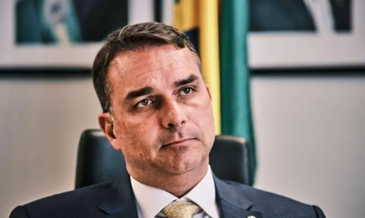 URGENTE: Flávio Bolsonaro tem candidatura presidencial travada após filiação fraudulenta ao Missão