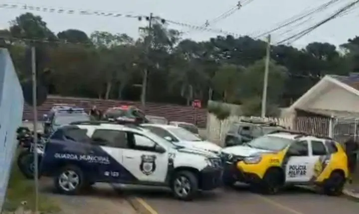 URGENTE: Homem armado invade CMEI e faz crianças e professores reféns em Curitiba