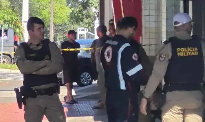 SÁBADO DE TERROR EM MARINGÁ: Execução brutal em barbearia da Av. Tuiuti deixa dois mortos